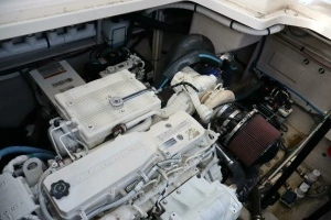 2015 Sea Ray 410 Sundancer thumbnail 42