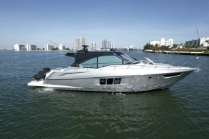 45ft Cruisers Yacht For Sale