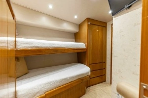 2013 Viking 76 Convertible thumbnail 46