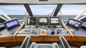 2017 72 Viking Enclosed Bridge Share-E Bridge (2)