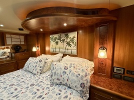 Alaskan 70 OHANA - Master Stateroom