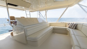 2007 Hatteras 68 Convertible- KEMOSABE- Flybridge Seating