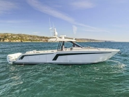 DADDY ISSUES USA 2021 Ocean Alexander 45 Divergence Yacht For Sale in Newport Beach CA