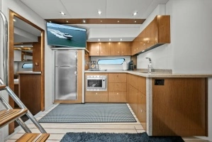 2014 Cruisers Yachts 48 Cantius thumbnail 21