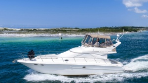 Barely Covered 40ft Sea Ray Yacht For Sale