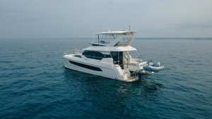Going Around 44ft Aquila Yacht For Sale