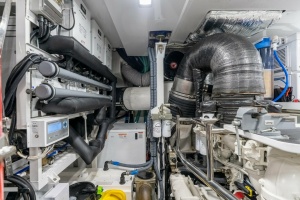 Princess 80 LANIKAI - Engine Room