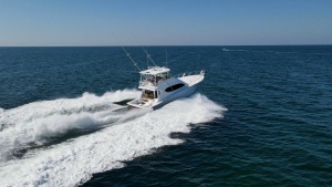 2008 54 Hatteras Convertible American Made Exteriors (7)