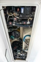 2012 Cabo 40 Express thumbnail 38