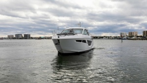 Past Time 50ft Cruisers Yachts Yacht For Sale