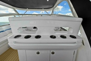 2019 Intrepid 475 Sport Yacht thumbnail 17