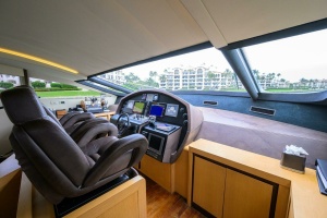 Miura 90ft Pershing Yacht For Sale