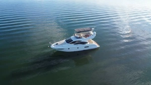  2013 Azimut 40 Flybridge Yacht For Sale in Lake Travis TX