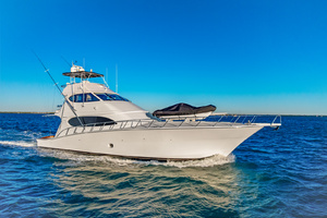 77' Hatteras 2011