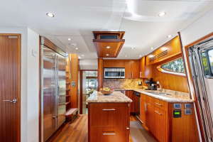 GRIFFIN 80ft Hatteras Yacht For Sale