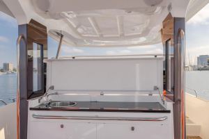 Intrepid 40ft Nimbus Yacht For Sale