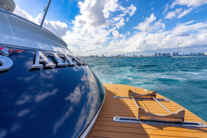IT S ALL GOOD 2 62ft Pershing Yacht For Sale
