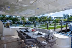 La Bella Vita 83ft Ferretti Yachts Yacht For Sale