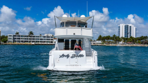 LADY BELLA 64ft Hatteras Yacht For Sale