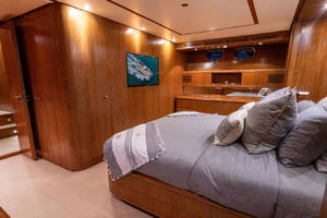 LOSAND 82ft Sanlorenzo Yacht For Sale