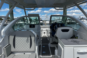 Luna Sea 26ft Pursuit Yacht For Sale