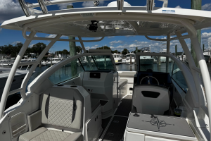 Luna Sea 26ft Pursuit Yacht For Sale
