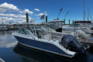 Luna Sea 26ft Pursuit Yacht For Sale