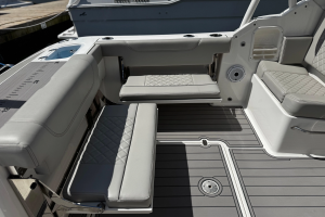 Luna Sea 26ft Pursuit Yacht For Sale