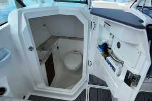 Luna Sea 26ft Pursuit Yacht For Sale