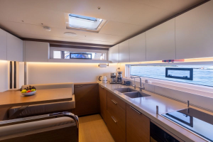 Marooned 67ft Lagoon Yacht For Sale