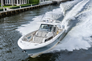 NINIPOP 42ft Pursuit Yacht For Sale
