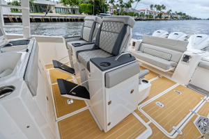 NINIPOP 42ft Pursuit Yacht For Sale