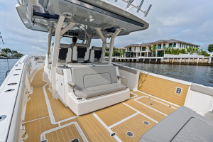 NINIPOP 42ft Pursuit Yacht For Sale