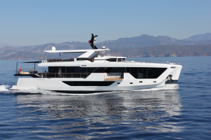 NUMARINE 30XP 101ft Numarine Yacht For Sale