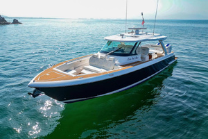 43' Tiara Yachts 2022