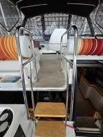 43ft Bayliner Yacht For Sale