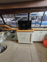 43ft Bayliner Yacht For Sale
