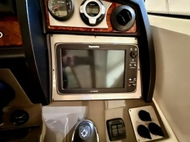 2013 Cruisers Yachts 540 Sports Coupe 54