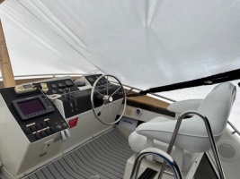 32ft Carver Yacht For Sale