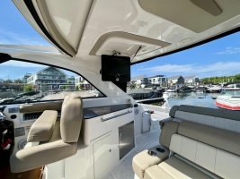 35ft Regal Yacht For Sale