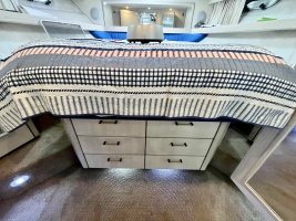 39ft Bayliner Yacht For Sale