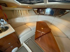30ft Regal Yacht For Sale