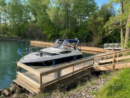 30ft Regal Yacht For Sale