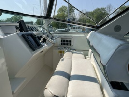 36ft Wellcraft Yacht For Sale