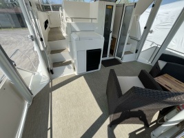 37ft Carver Yacht For Sale