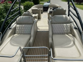 25ft Bennington Yacht For Sale
