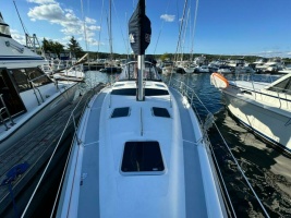 43ft Hunter Yacht For Sale