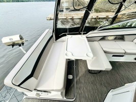 25ft Four Winns Yacht For Sale