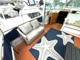 43ft Hatteras Yacht For Sale