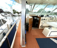 43ft Hatteras Yacht For Sale